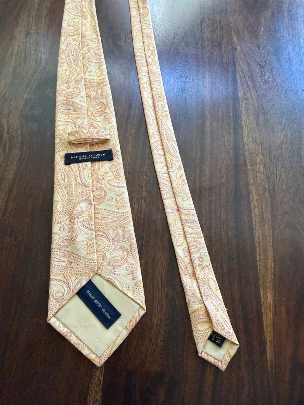 Banana Republic Yellow & Pink Paisley 100% Silk Tie Like New